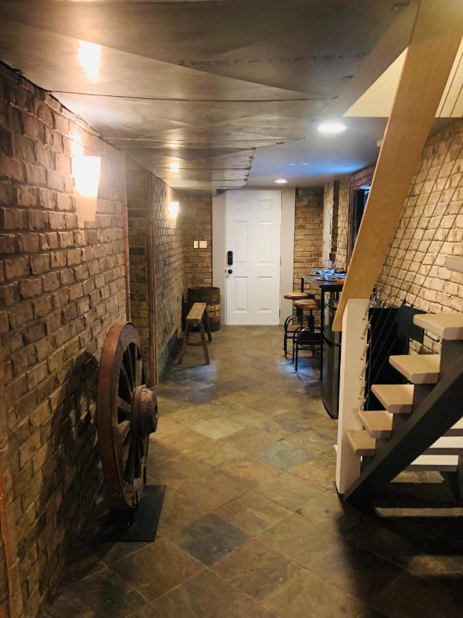 Savannah Sojourn - Time Travelers Retreat 1853 Экстерьер фото